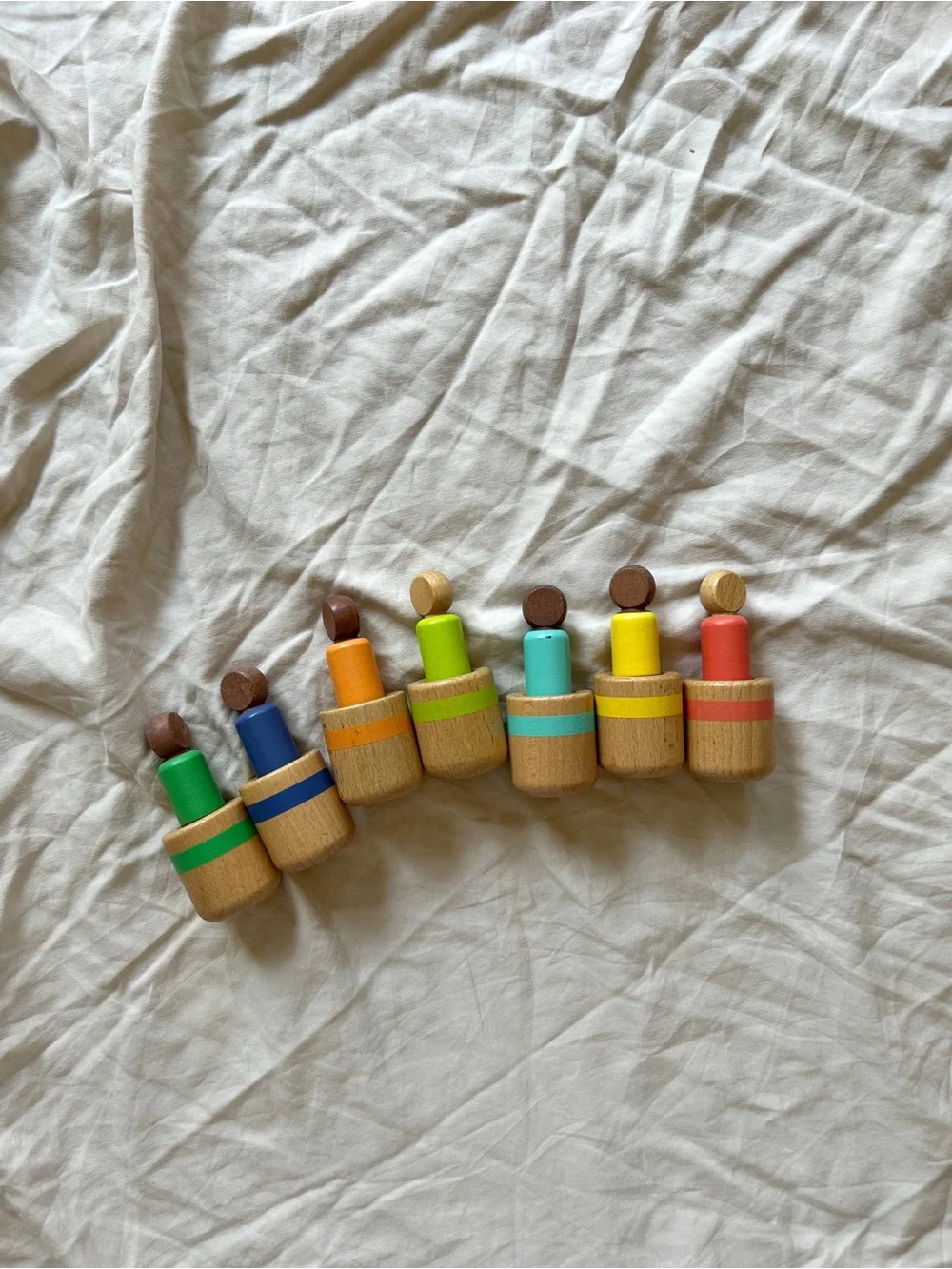 Lovevery Colorful Wooden Peg Cup Set